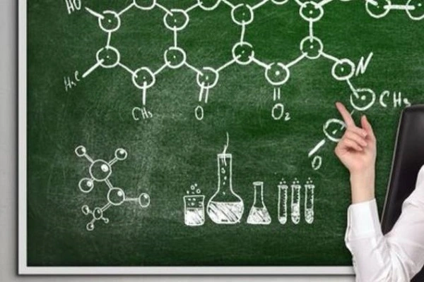 کارگاه آموزشی راهکارهای طلایی برای فروش پکیجهای آموزشی کنکور